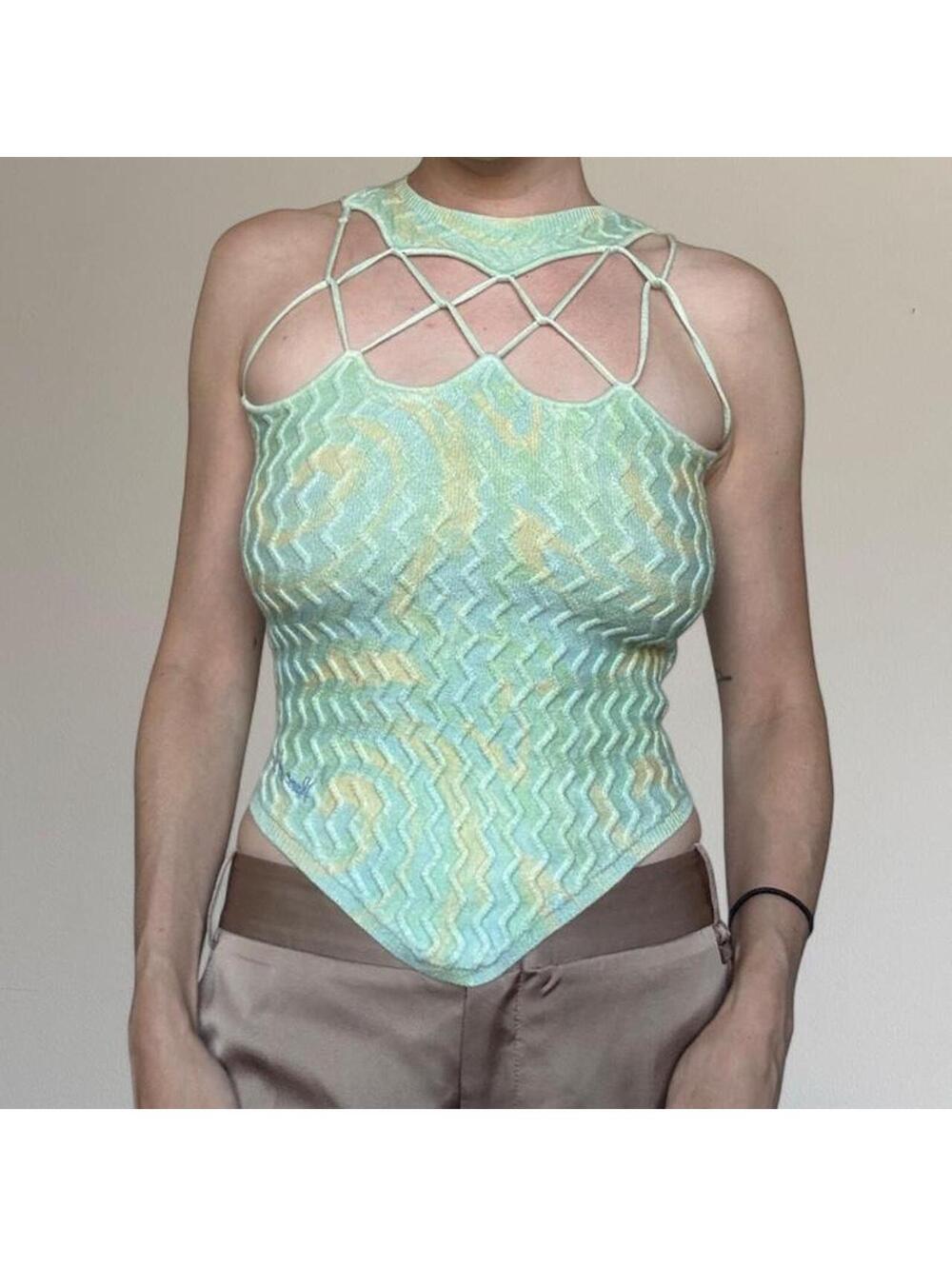 House of Sunny knit tank top. Best fits size M.